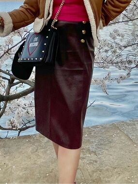 CAROLE WREN Stylish Sleek Dark Brown Faux-Leather Pencil Midi Skirt